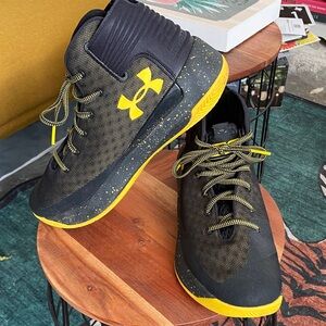 Under Armour Men’s Steph Curry Black and Yellow High-Top Sneakers